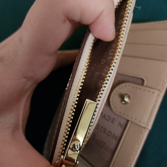 Kate Spade Rose Gold Small Slim Bifold Wallet - Picture 4 of 4